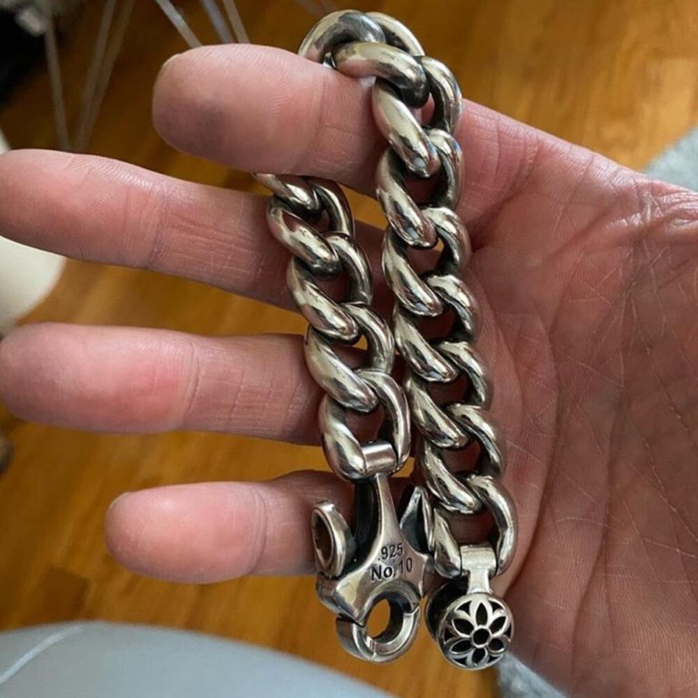 Stainless Steel Cuban Chain Link Bracelet - Picture 4 of 7